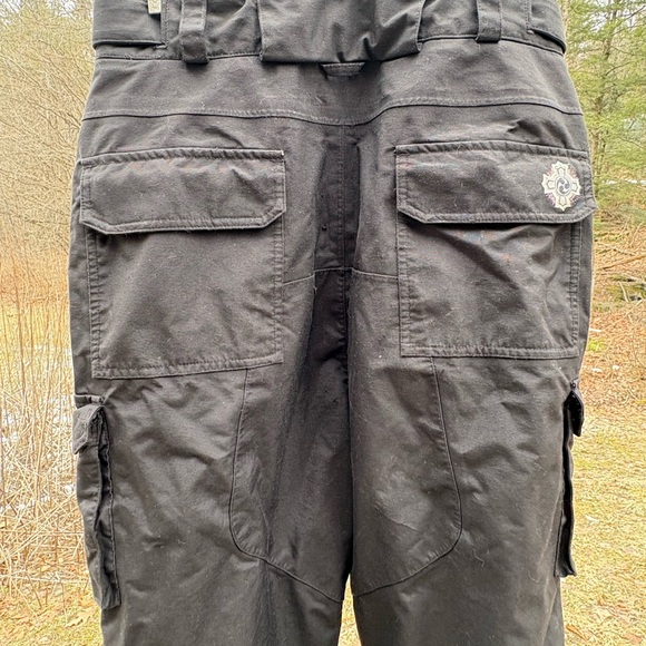 Authentic BURTON RONIN snowboard pants - Picture 6 of 16